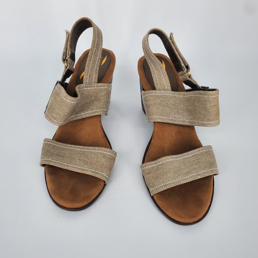 Aerosoles HEELREST Tan Canvas Block Heel Sandals Slingback Women's 8.5 M Shoes - Picture 2 of 7